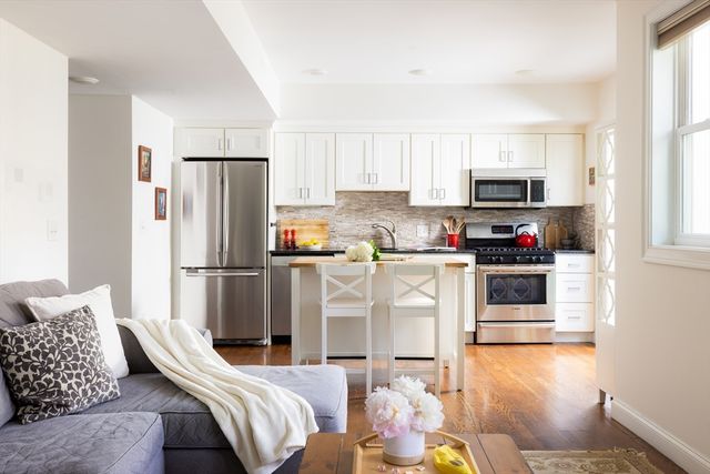 143 Cedar Street 6, Somerville, MA 02144