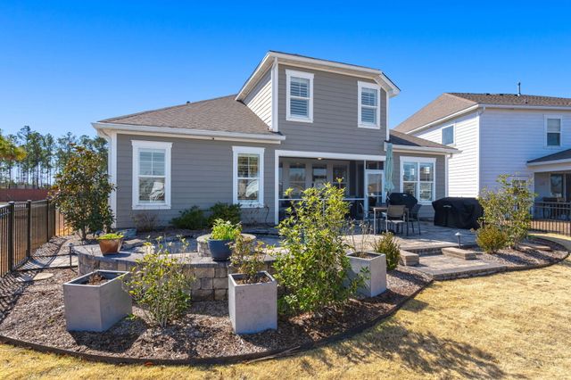 649 Chigwell Springs Lane, Summerville, SC 29486