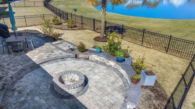 649 Chigwell Springs Lane, Summerville, SC 29486