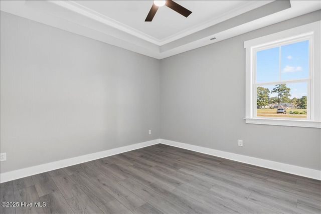 564 Fairburn Court NW, Calabash, NC 28467