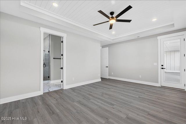 564 Fairburn Court NW, Calabash, NC 28467