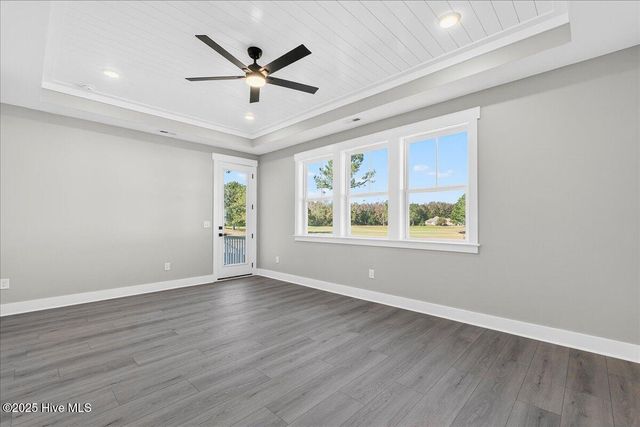 564 Fairburn Court NW, Calabash, NC 28467