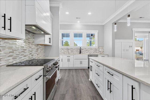 564 Fairburn Court NW, Calabash, NC 28467