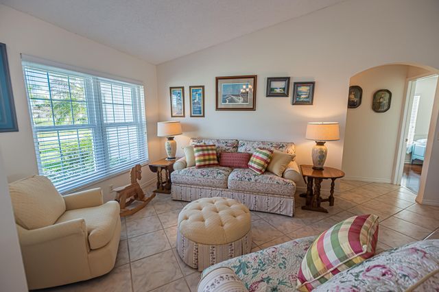 5944 NW Favian Avenue, Port St. Lucie, Port St Lucie, FL 34986