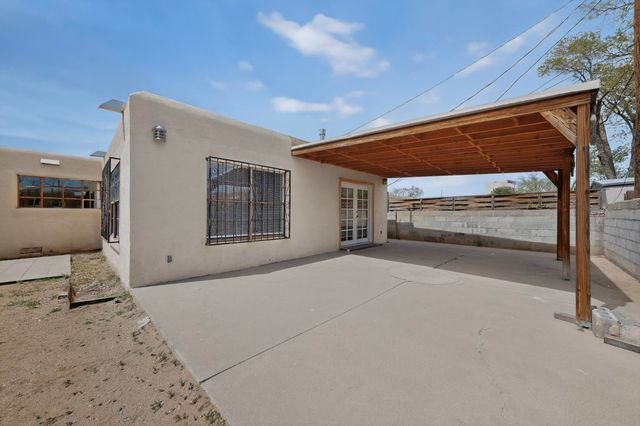 1820 Indiana Street NE, Albuquerque, NM 87110