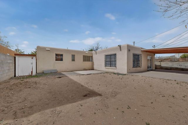 1820 Indiana Street NE, Albuquerque, NM 87110
