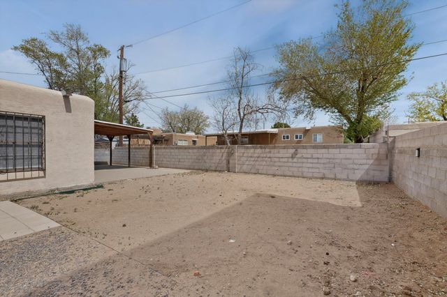 1820 Indiana Street NE, Albuquerque, NM 87110