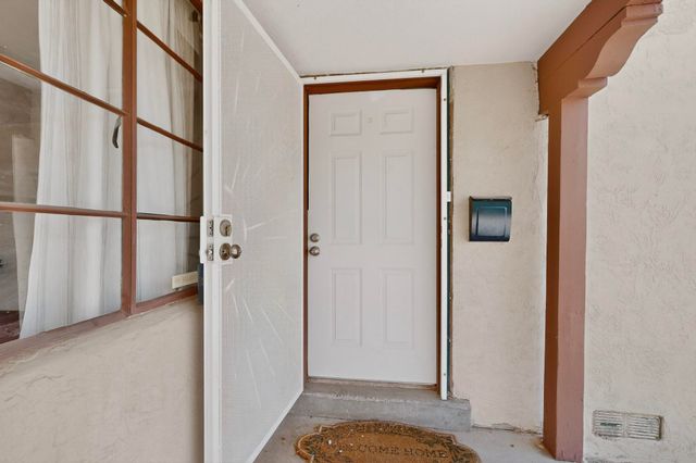 1820 Indiana Street NE, Albuquerque, NM 87110