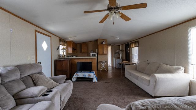 21506 E County Road 1190, Keota, OK 74941