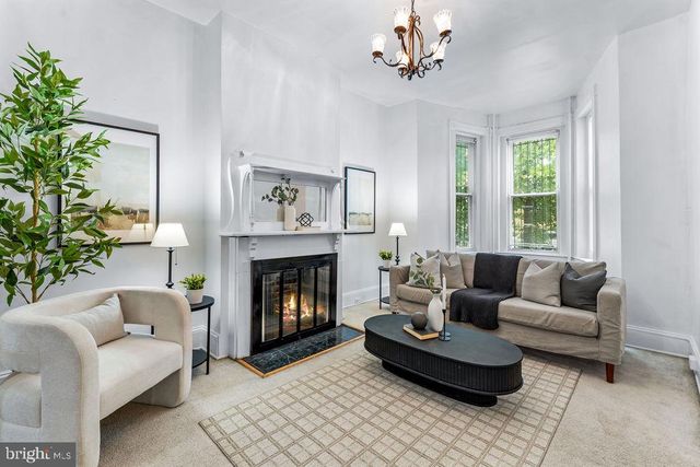 615 12TH ST NE, Washington, DC 20002