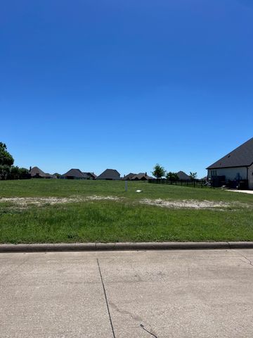 1148 Stonebridge Pass, Gunter, TX 75058