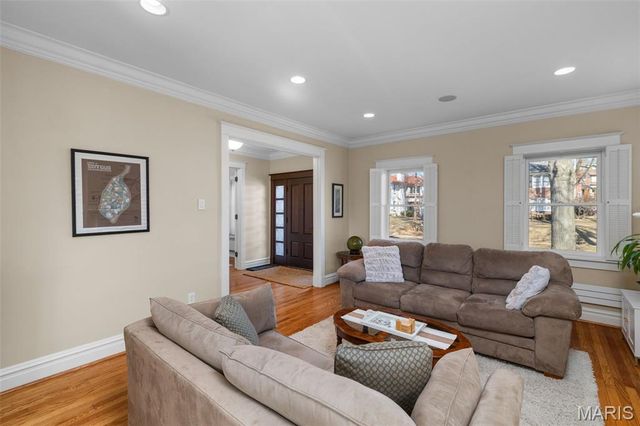 7330 Kingsbury Boulevard, St Louis, MO 63130