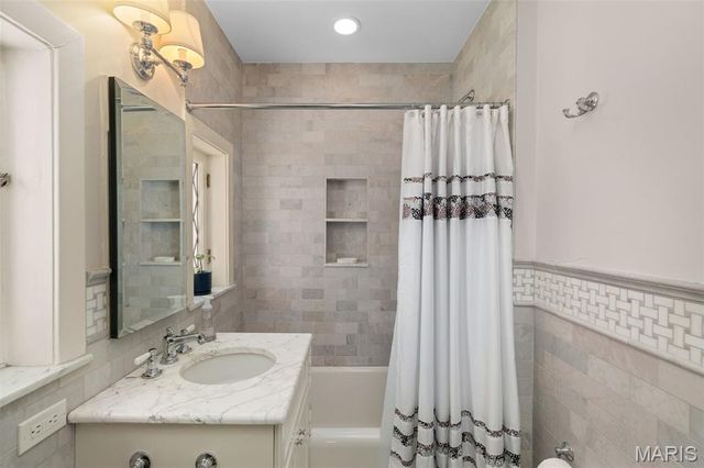 7330 Kingsbury Boulevard, St Louis, MO 63130