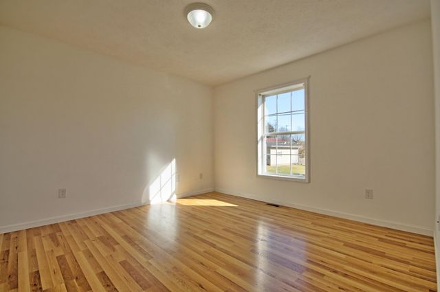 109 Pine Street, London, KY 40741