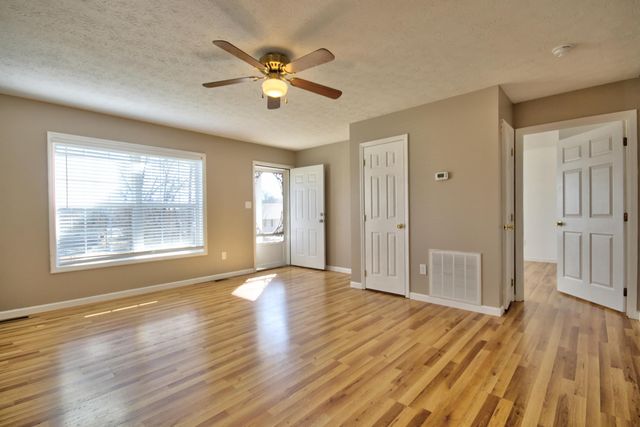 109 Pine Street, London, KY 40741