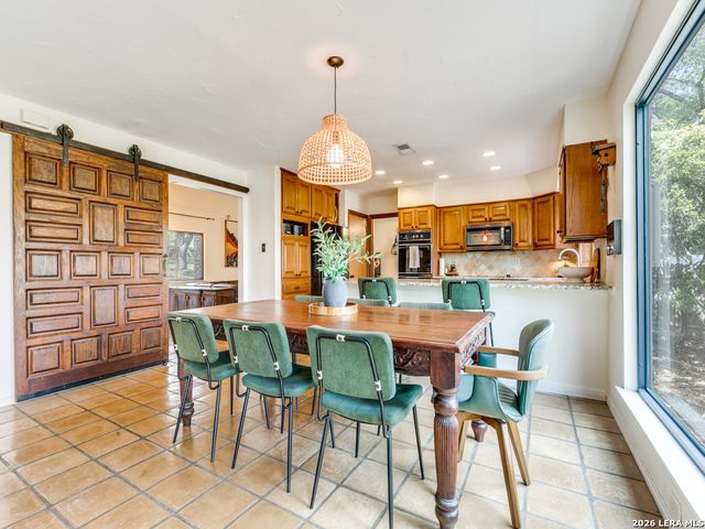 14302 Fox Fire Ln, San Antonio, TX 78231