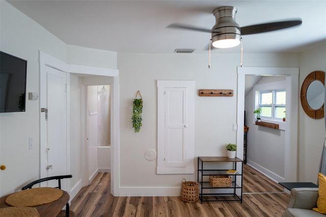 127 17TH AVENUE S, St Petersburg, FL 33701