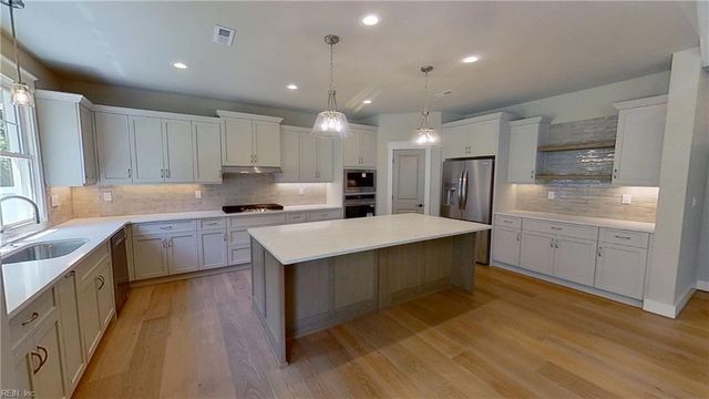 3909 Bruce RD, Chesapeake, VA 23321