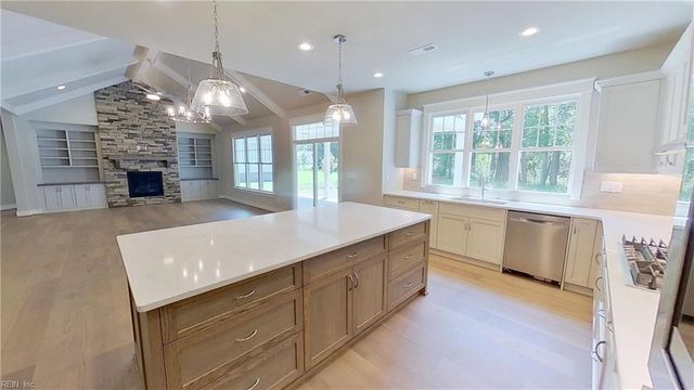 3909 Bruce RD, Chesapeake, VA 23321
