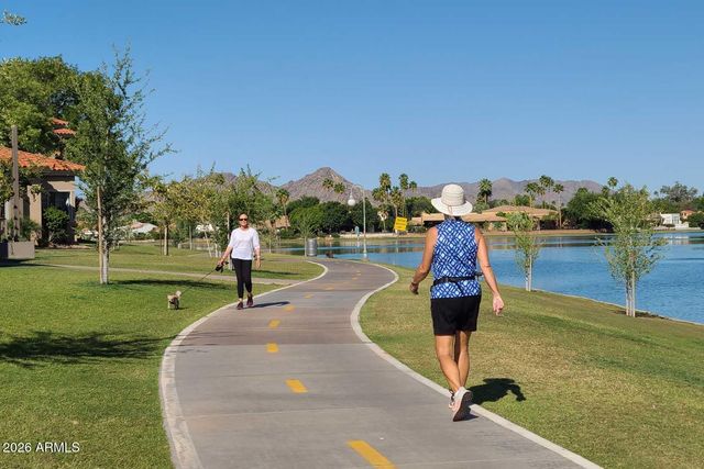 8390 E SOLANO Drive, Scottsdale, AZ 85250