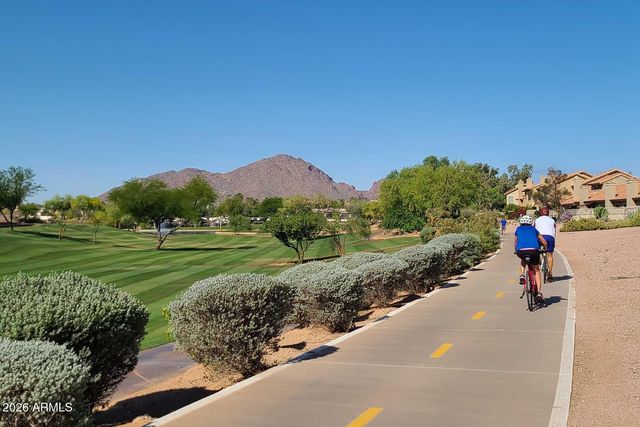 8390 E SOLANO Drive, Scottsdale, AZ 85250