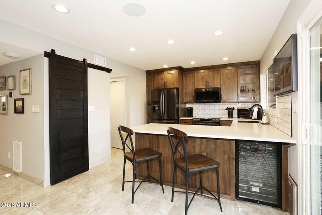 8390 E SOLANO Drive, Scottsdale, AZ 85250