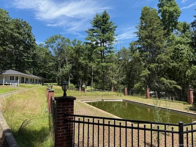 25 State Route 55, Barryville, NY 12719