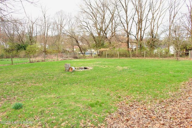 154 Sunset Dr, Frankfort, KY 40601