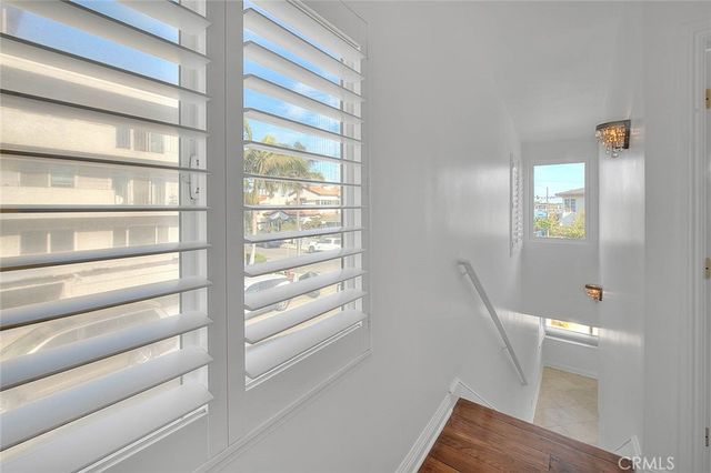 75 Claremont, Long Beach, CA 90803