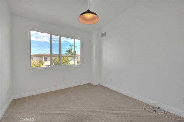 75 Claremont, Long Beach, CA 90803