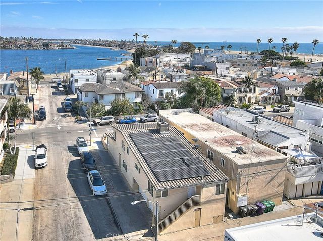 75 Claremont, Long Beach, CA 90803