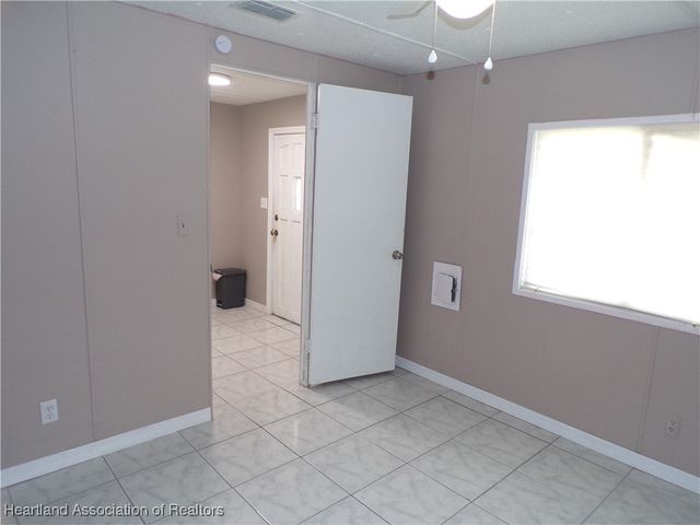 206 Palmetto Drive, Sebring, FL 33875