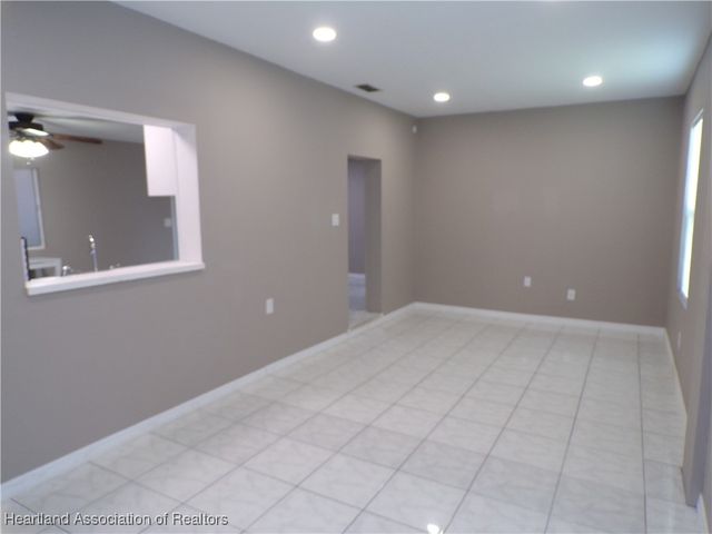 206 Palmetto Drive, Sebring, FL 33875