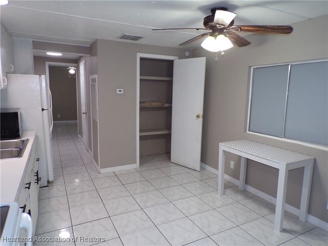 206 Palmetto Drive, Sebring, FL 33875