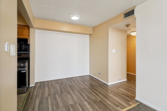 7234 W North Avenue 1408, Elmwood Park, IL 60707