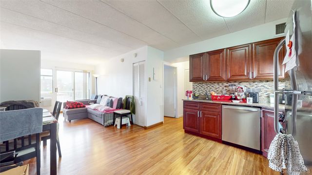 76-01 113th Street 6D, Forest Hills, NY 11375