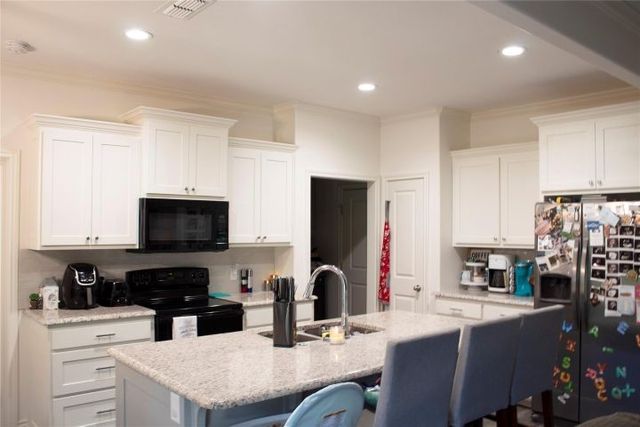 604 Head Street, Palestine, TX 75801