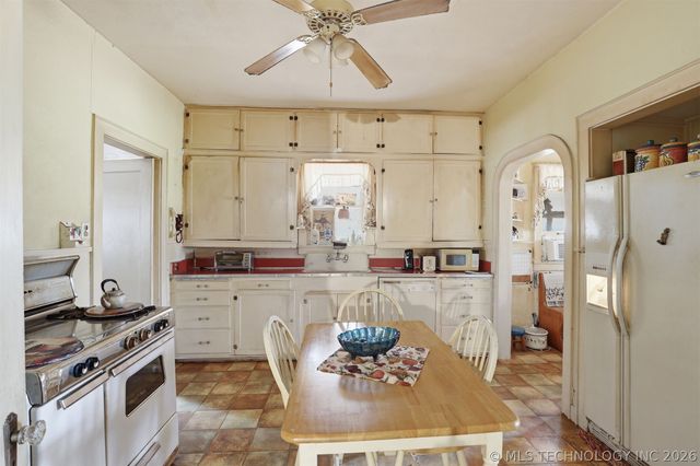 1622 W Main, Durant, OK 74701