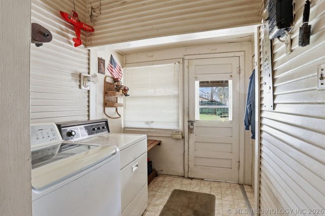 1622 W Main, Durant, OK 74701