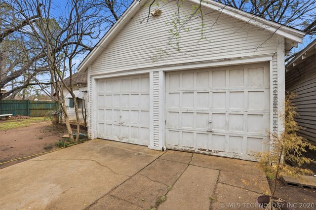 1622 W Main, Durant, OK 74701