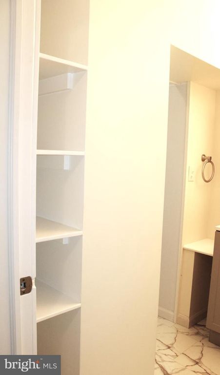Image 48 of property listing at 215-217 E OFFUTT ST, Cumberland, MD 21502