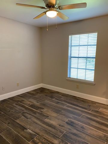 1021 Autumn Circle Circle A, College Station, TX 77840