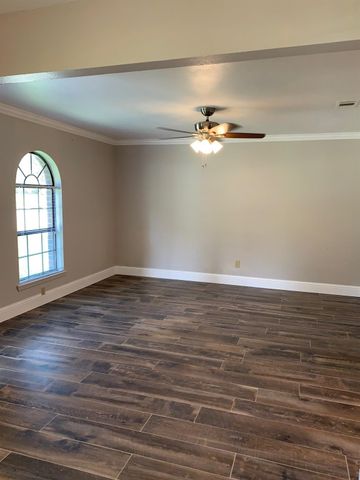 1021 Autumn Circle Circle A, College Station, TX 77840