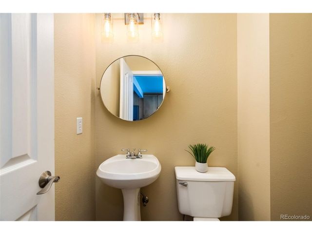 13827 W 65th Dr, Arvada, CO 80004