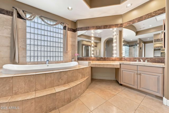 12198 E DOUBLETREE RANCH Road, Scottsdale, AZ 85259