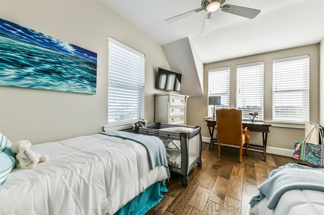 4118 Sand Hill Court, Galveston, TX 77554