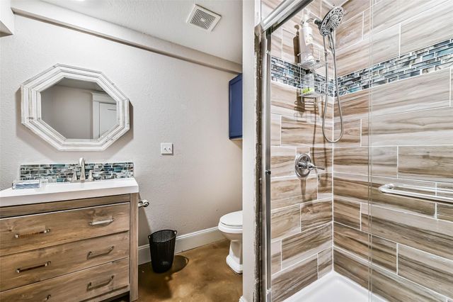 4118 Sand Hill Court, Galveston, TX 77554