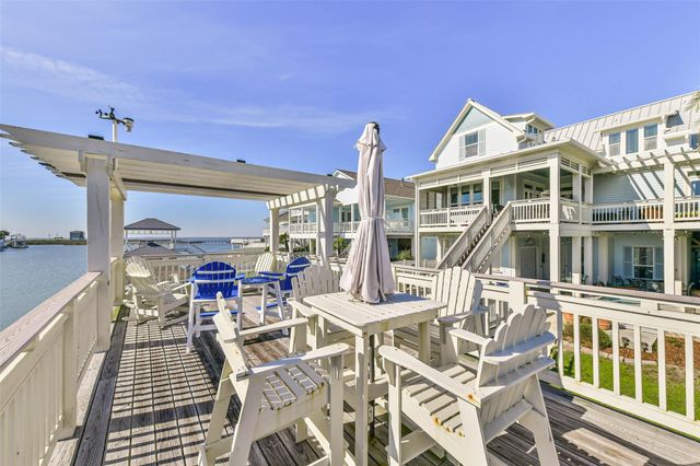 4118 Sand Hill Court, Galveston, TX 77554