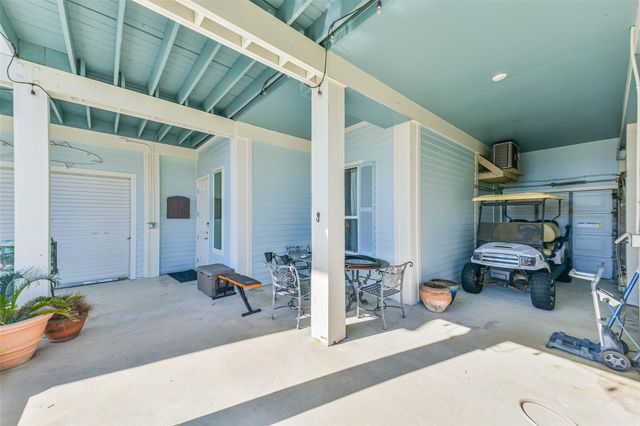 4118 Sand Hill Court, Galveston, TX 77554