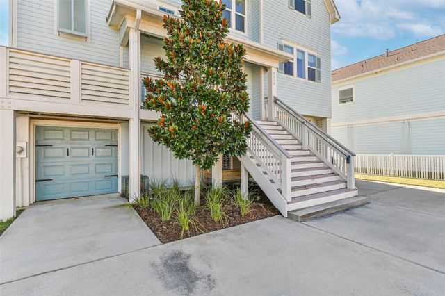 4118 Sand Hill Court, Galveston, TX 77554